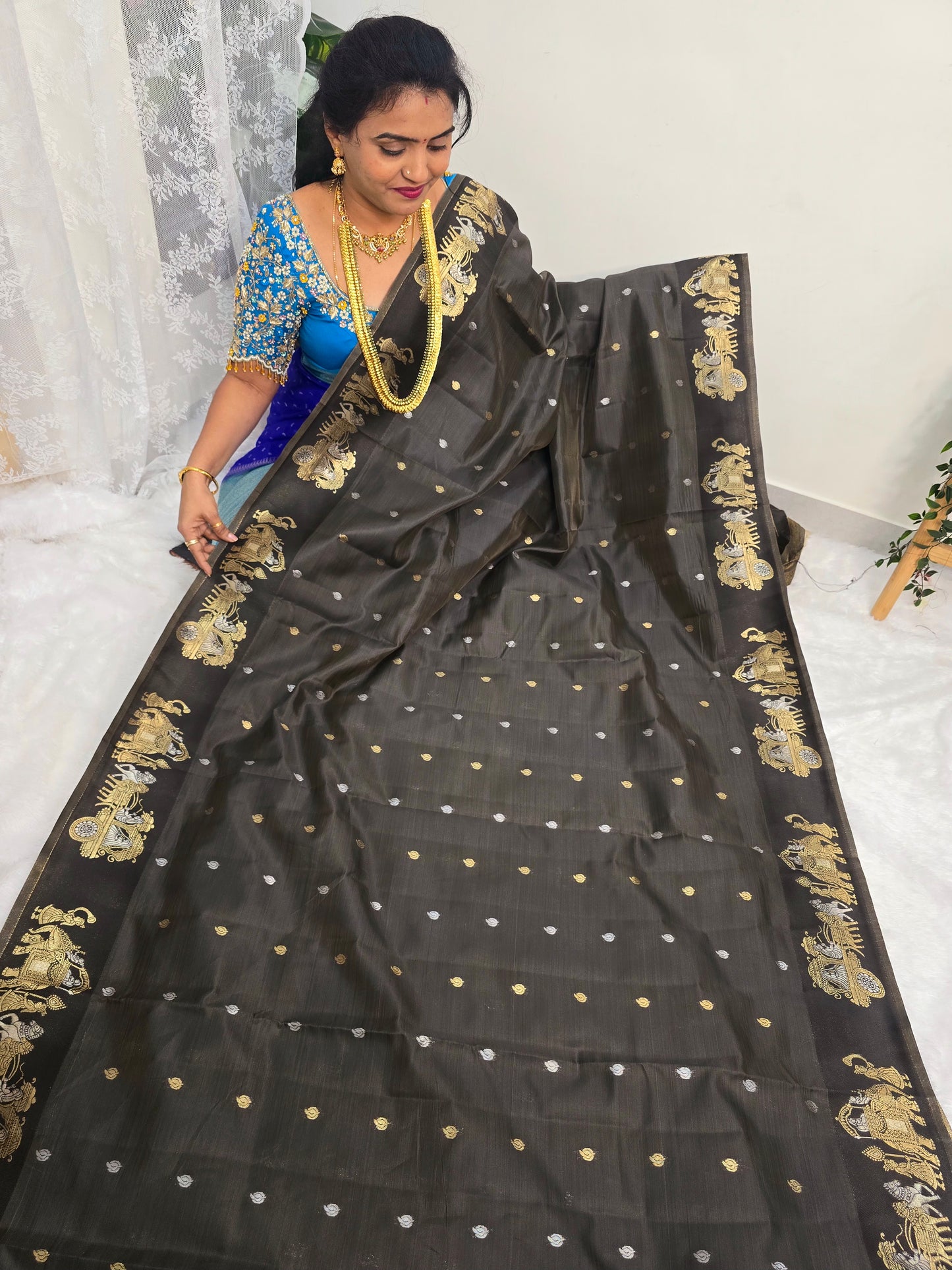 Black saree Saree un stiched blouse code SLS 416