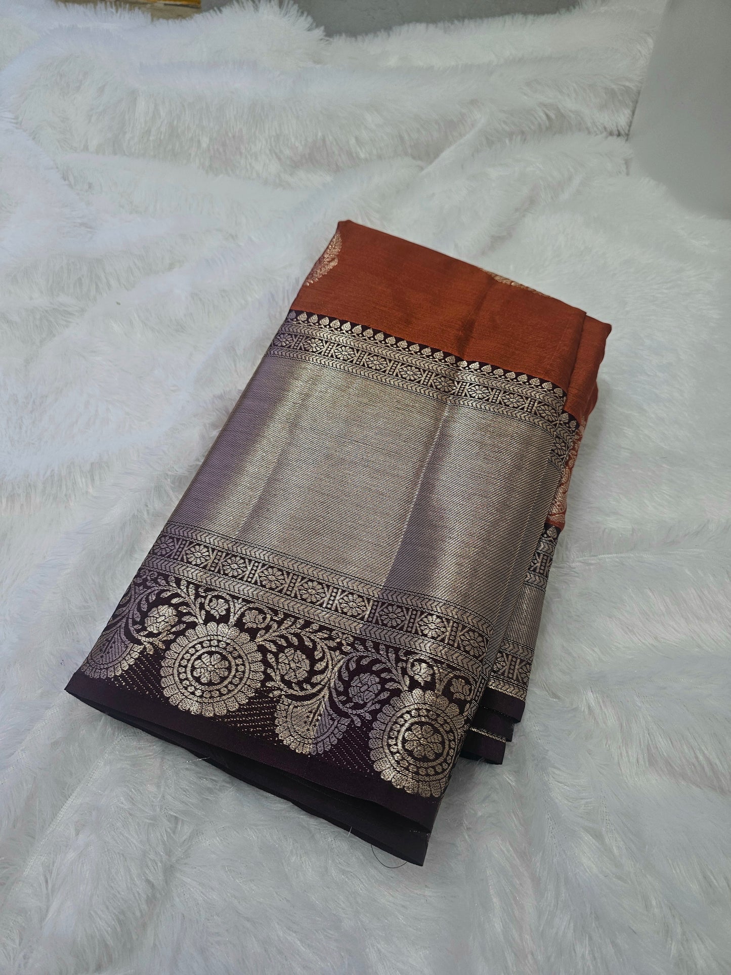 Saree un stiched blouse code SLS 324