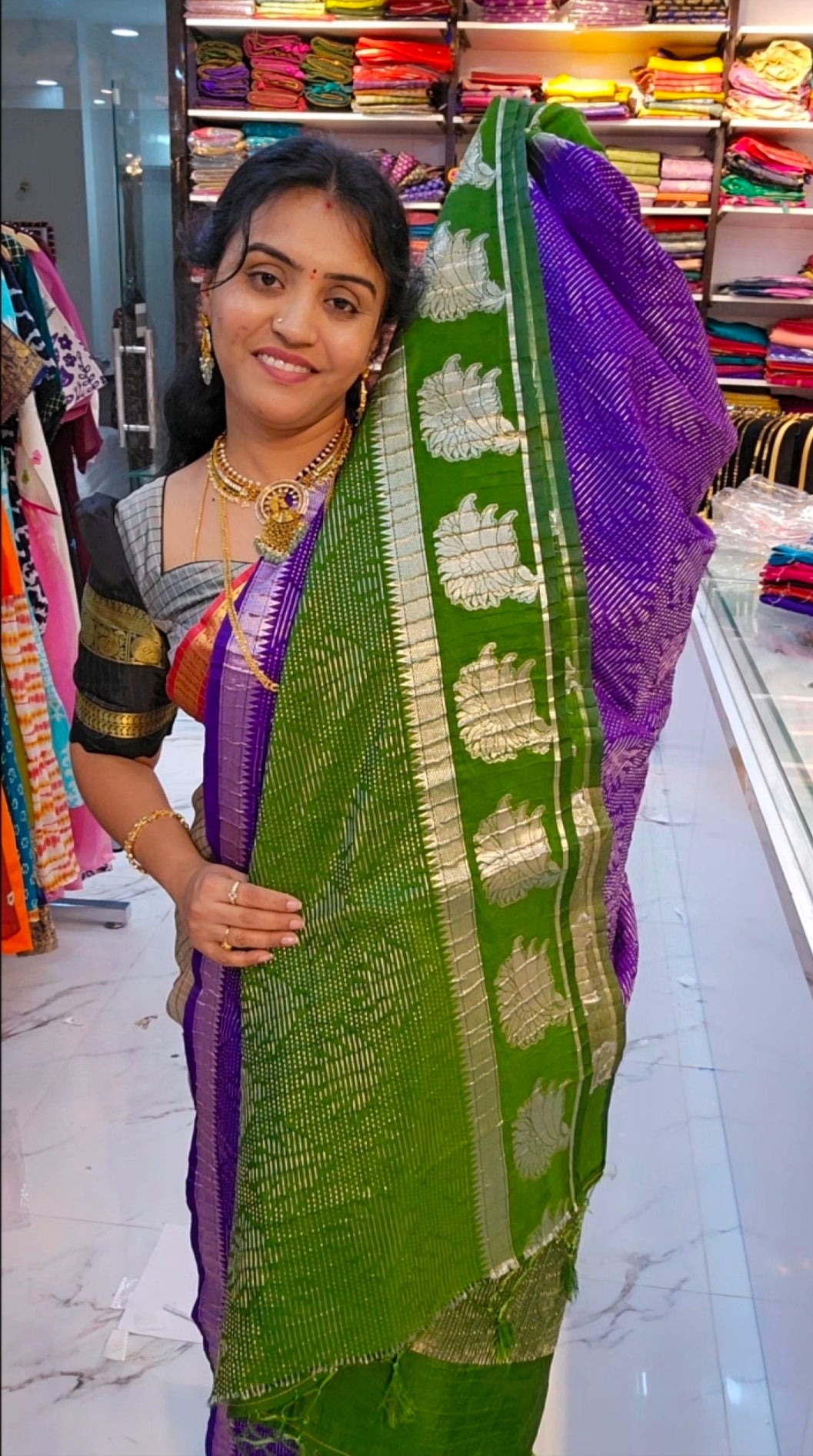 Saree un stiched blouse code SLS 544
