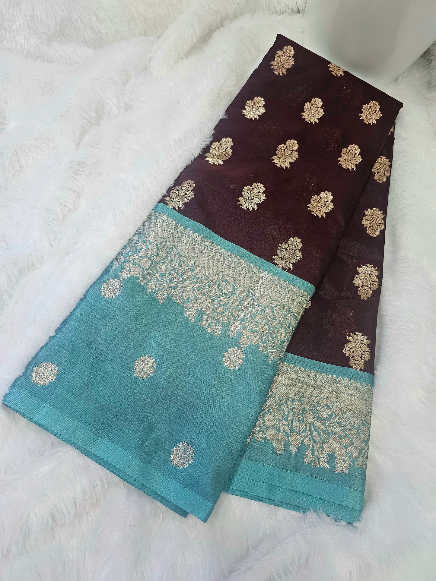 Saree un stiched blouse code SLS 324