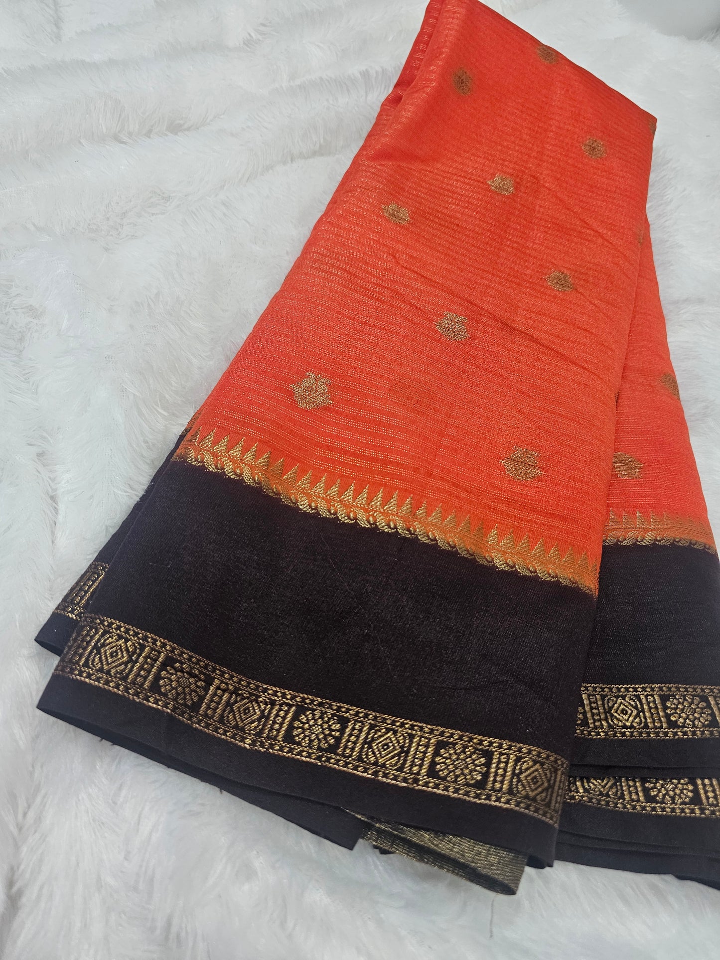 Saree un stiched blouse code SLS 327