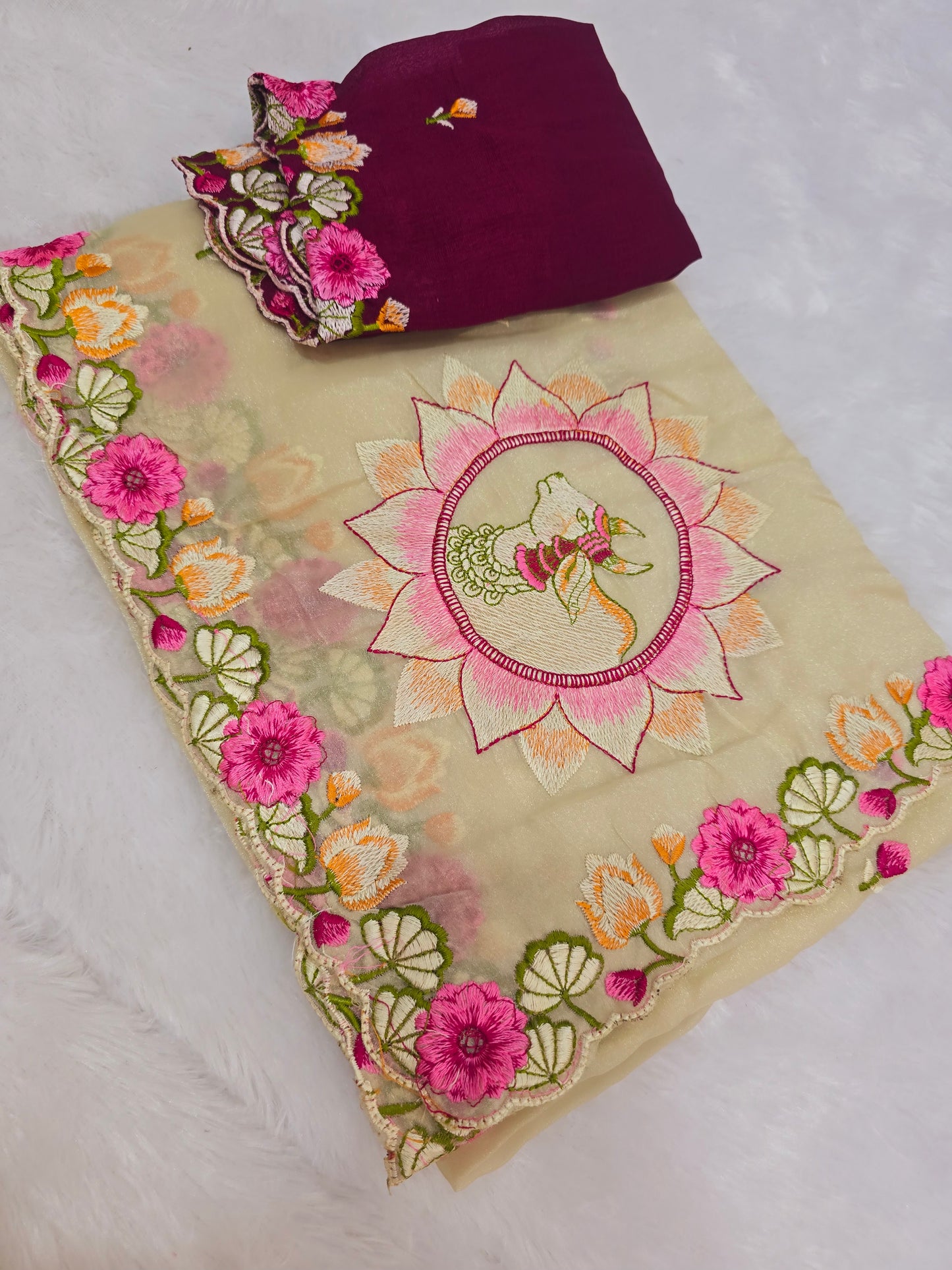 Saree un stiched blouse 280 golden white
