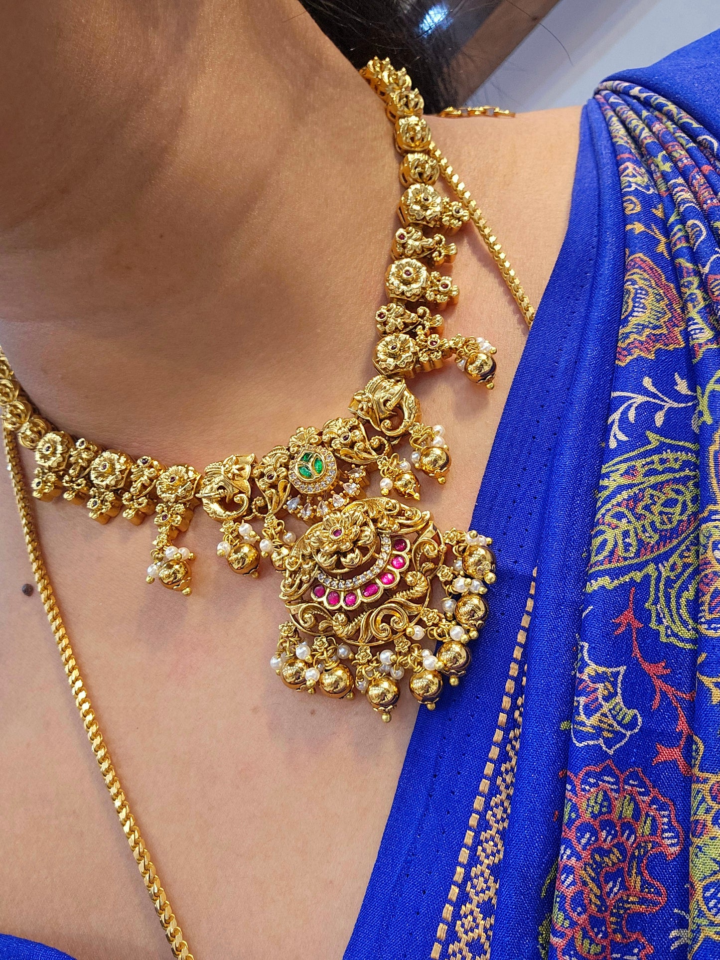 Jadavu Neck set with earinges code SLS 830J