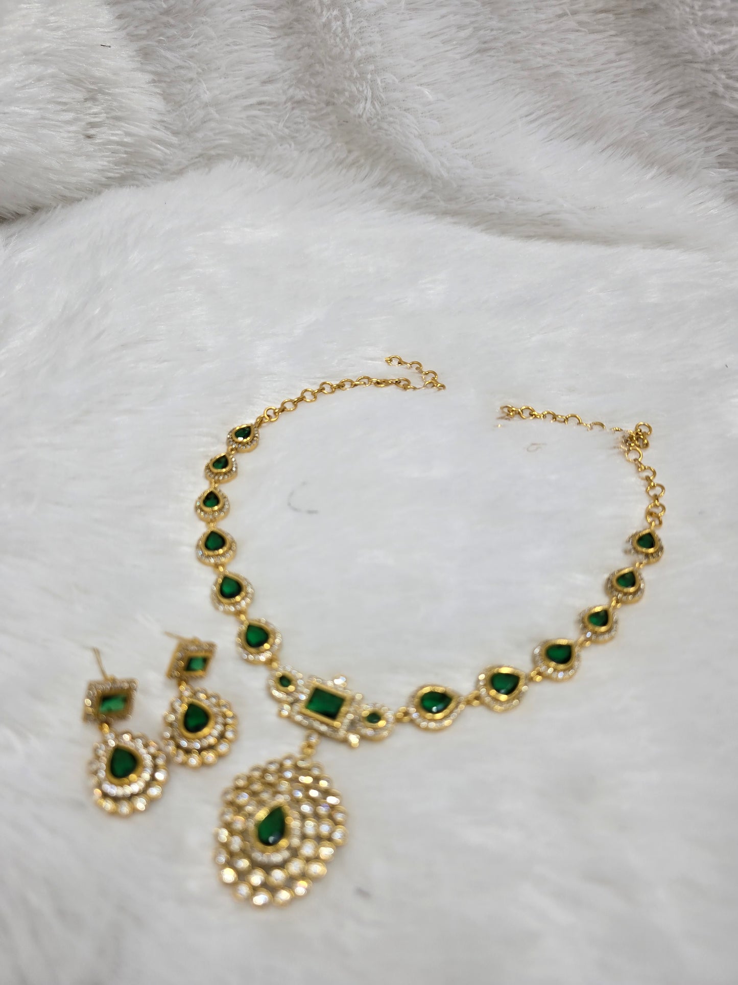 Neck set with earrings Code SLS 397 J