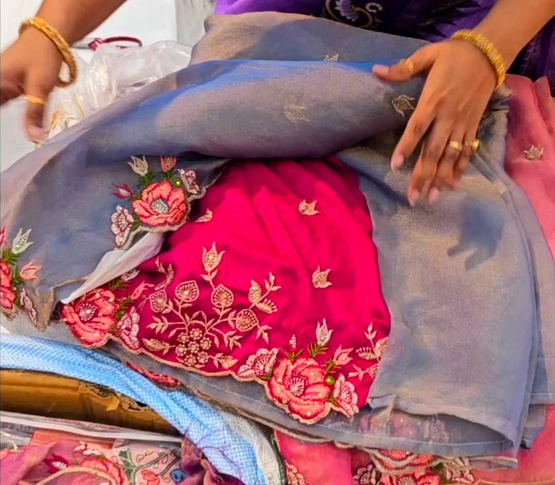 Saree un stiched blouse code SLS 559