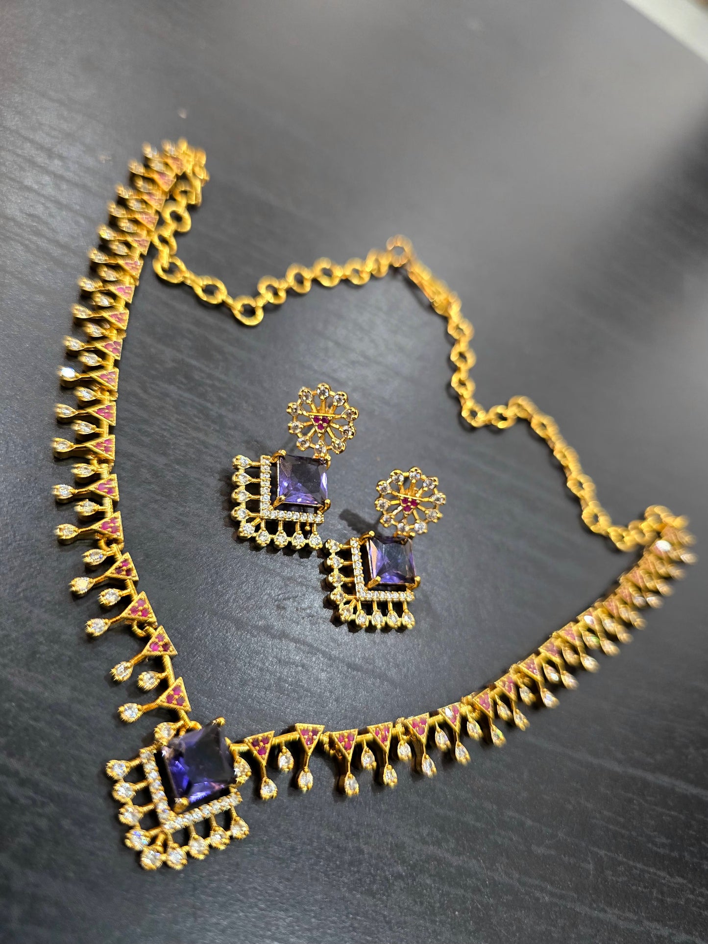 PURPUL Neck set with earinges code SLS 512J