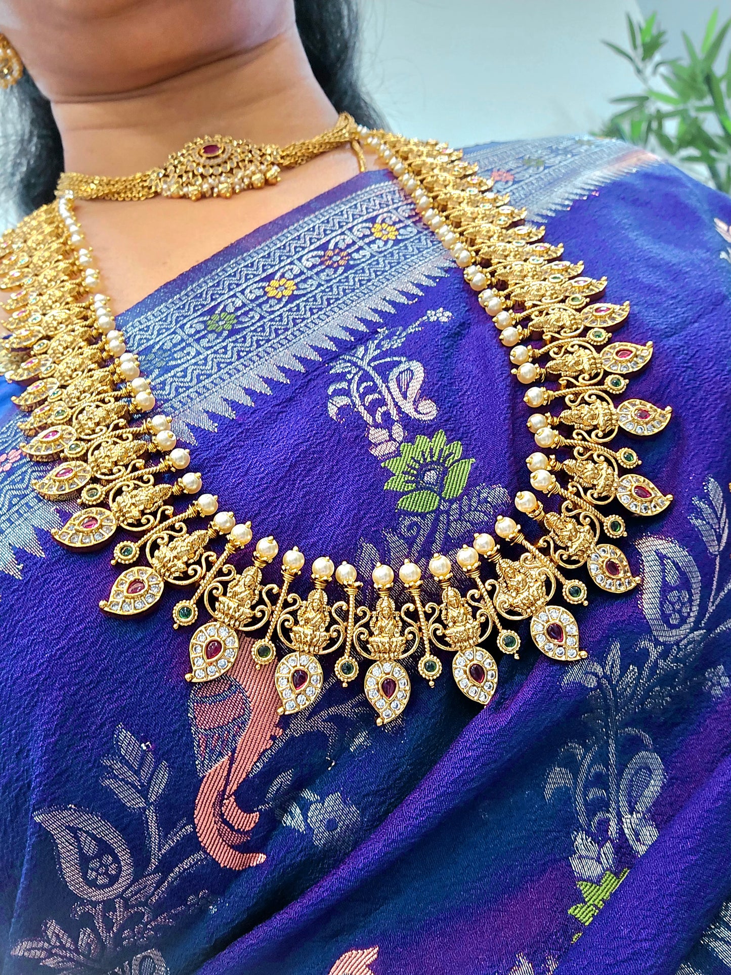 Code SLS198J long set with earrings