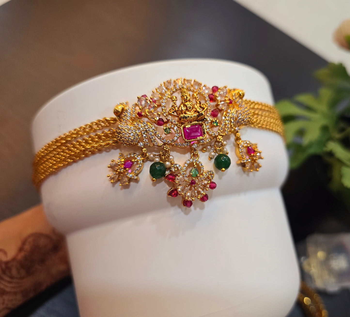 Neck chocker code SLS 254J