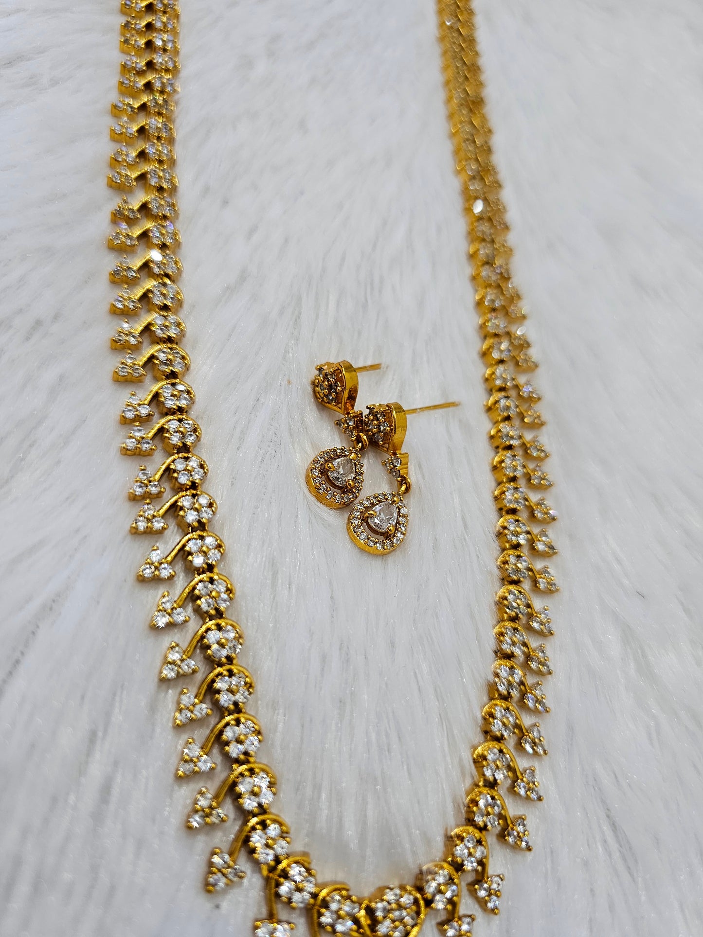 Long set with earrings code SLS 387J