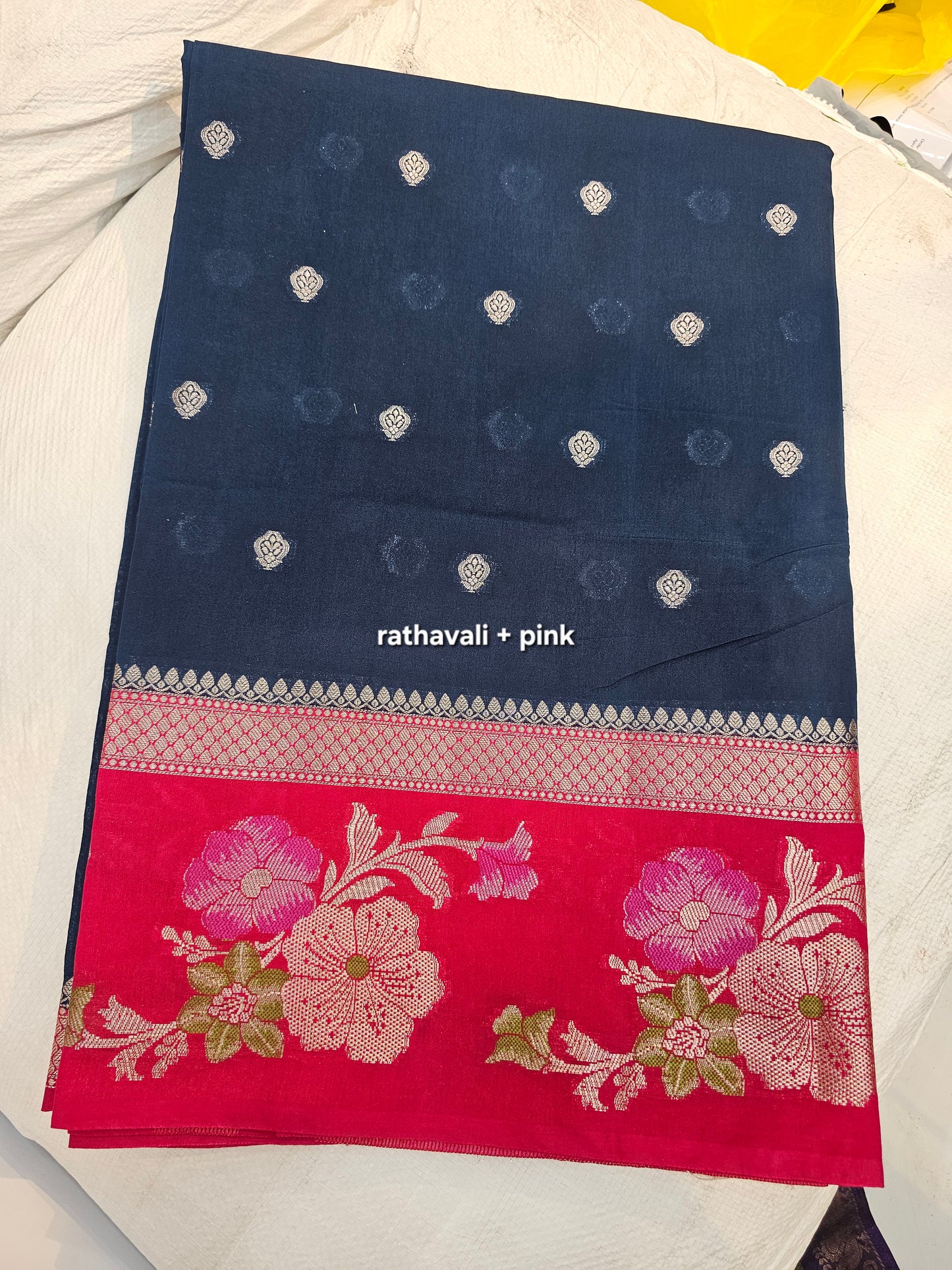 Saree un stiched blouse code SLS 541