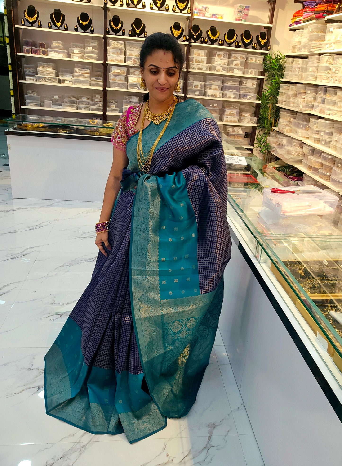 Saree un stiched blouse code SLS 718