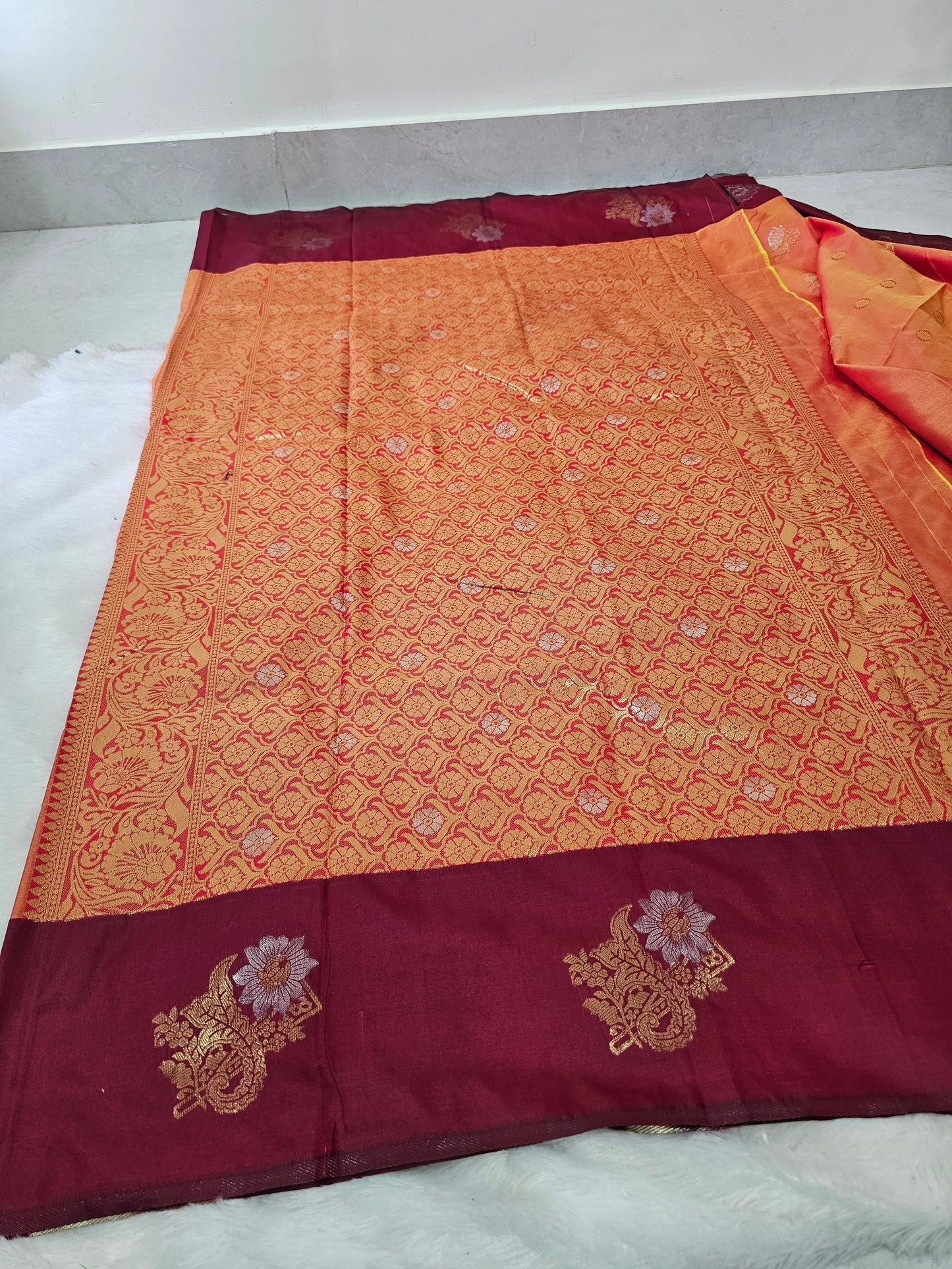 Saree un stiched blouse code SLS 580