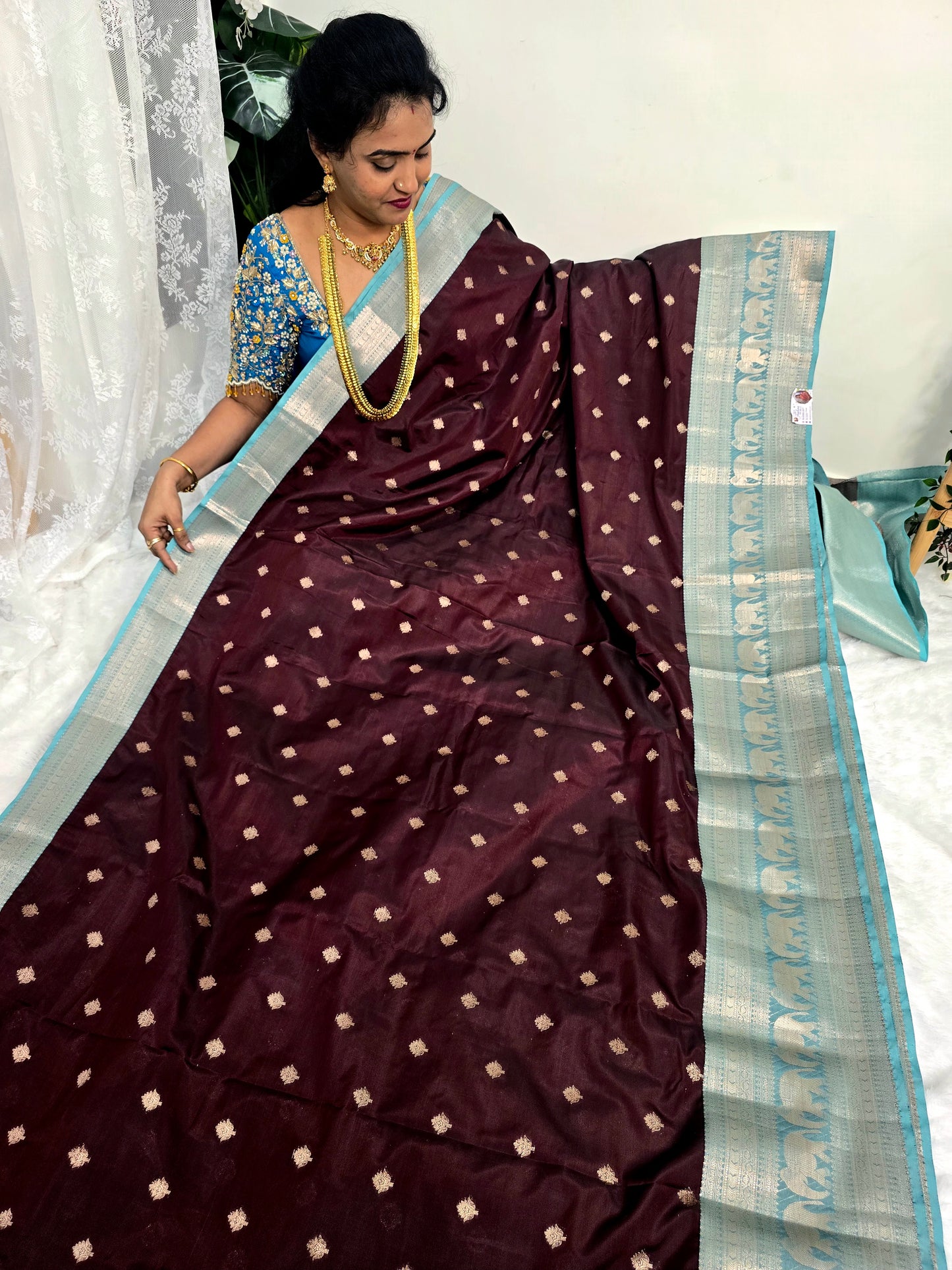 Saree un stiched blouse code SLS 432