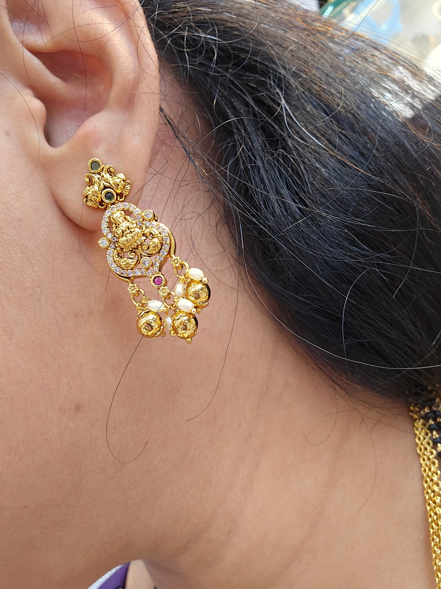 Neck set with earinges code SLS