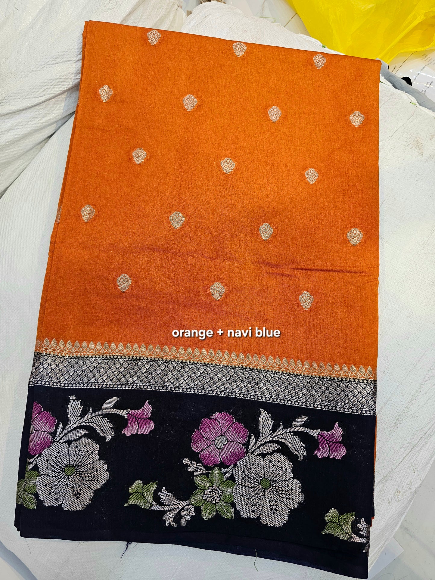 Saree un stiched blouse code SLS 541