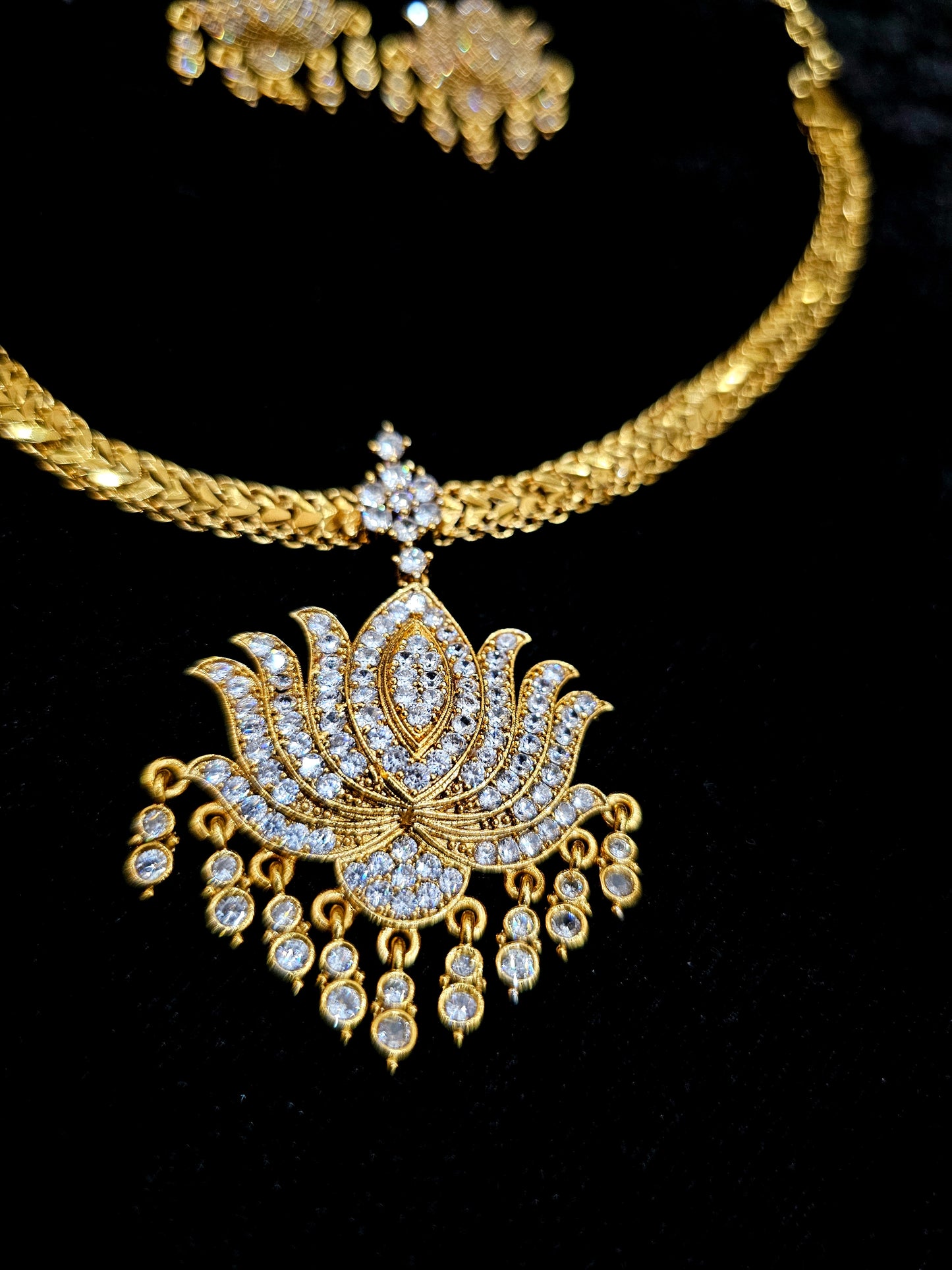 Neck set with earrings code SLS 712J