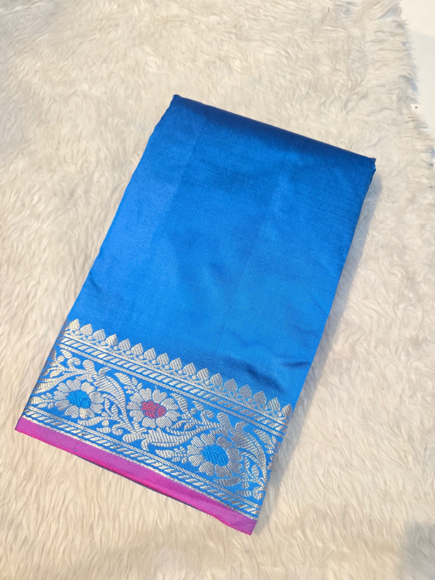 Saree un stiched blouse code SLS 703