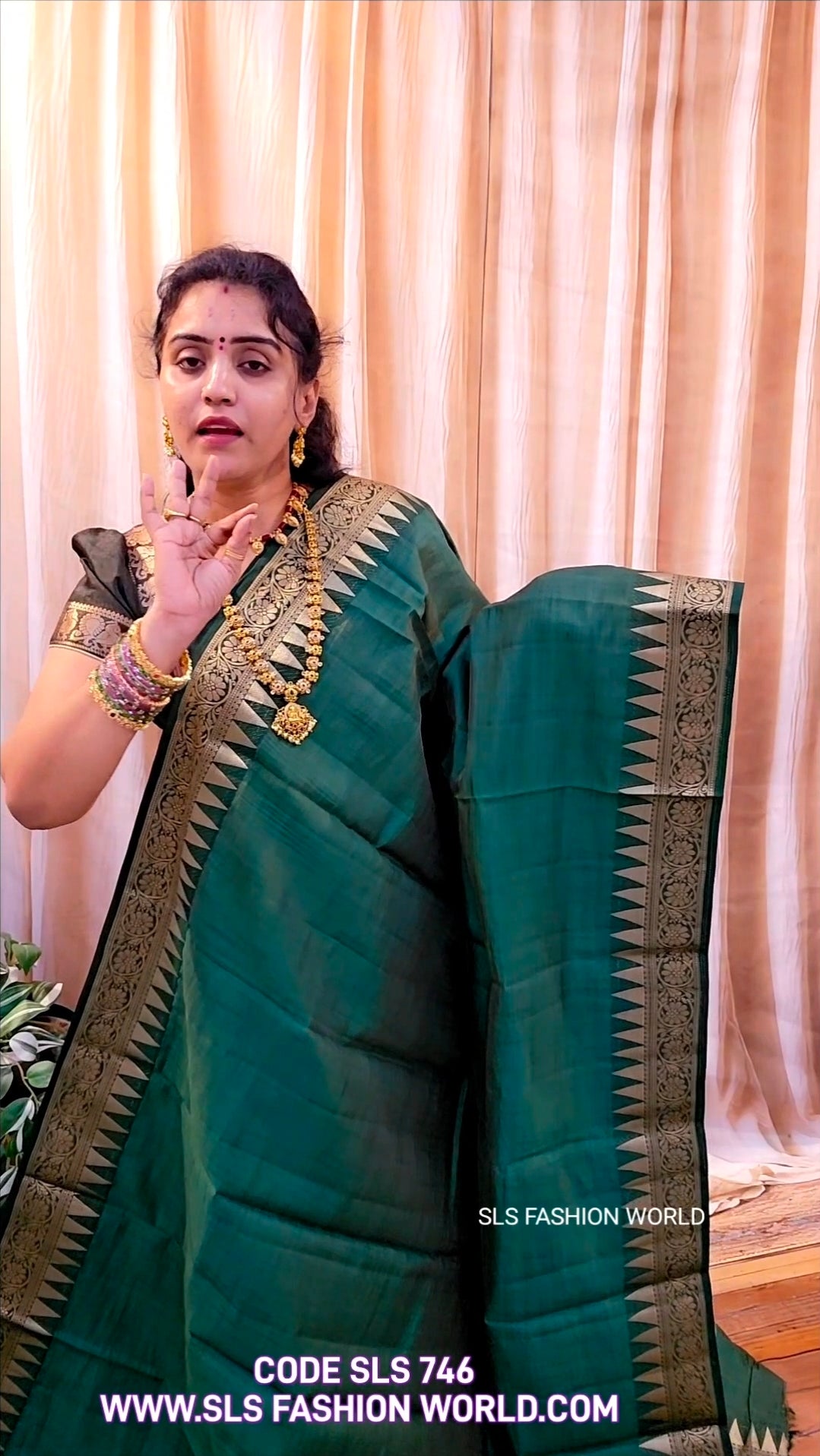 Saree un stiched blouse code SLS 746