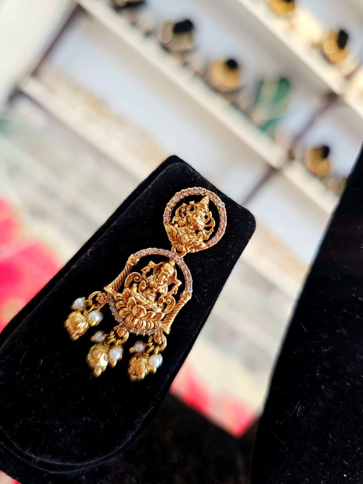 Dolor chandraharam with earrings code SLS 559J