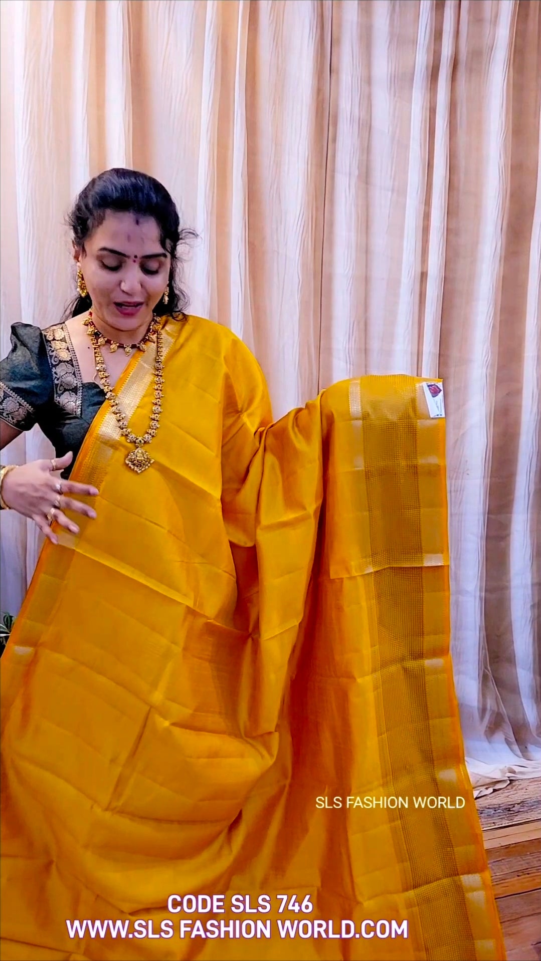 Saree un stiched blouse code SLS 746