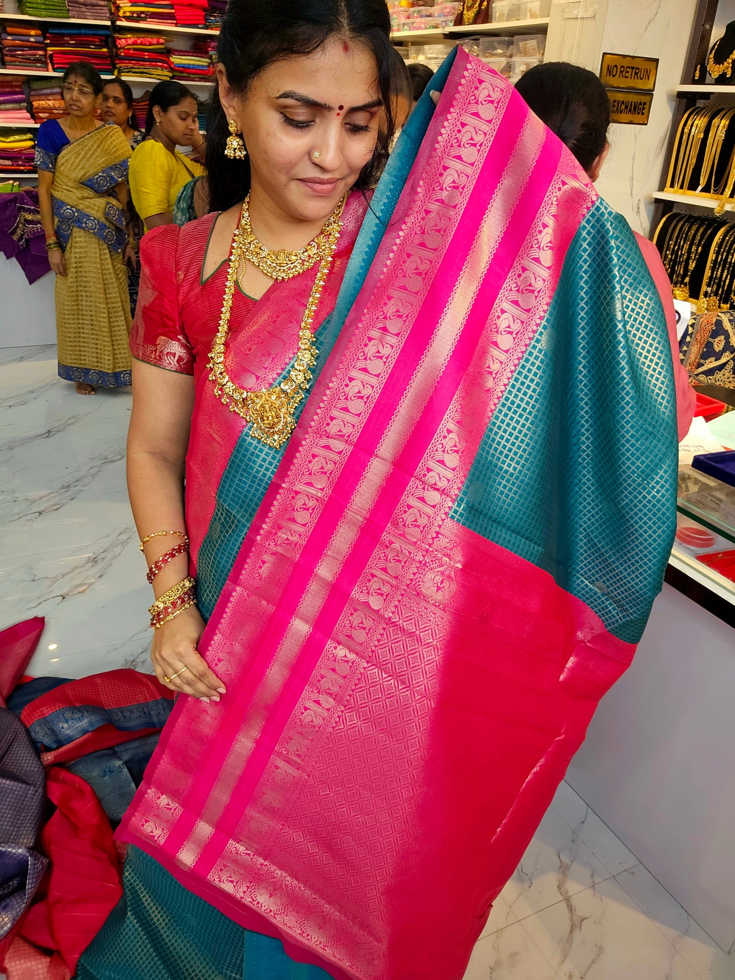 Saree un stiched blouse code 693