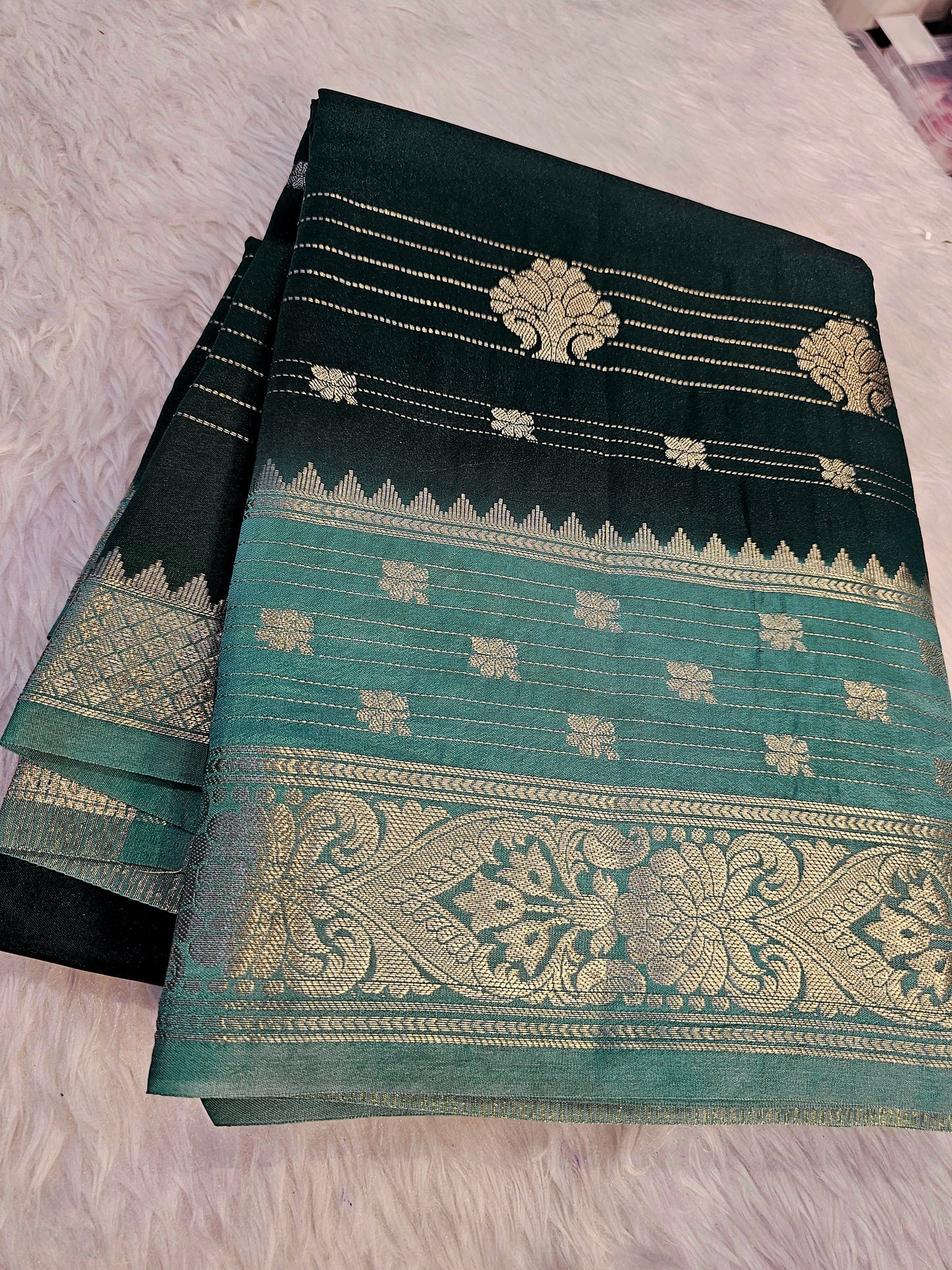 Saree un stiched blouse code SLS 653