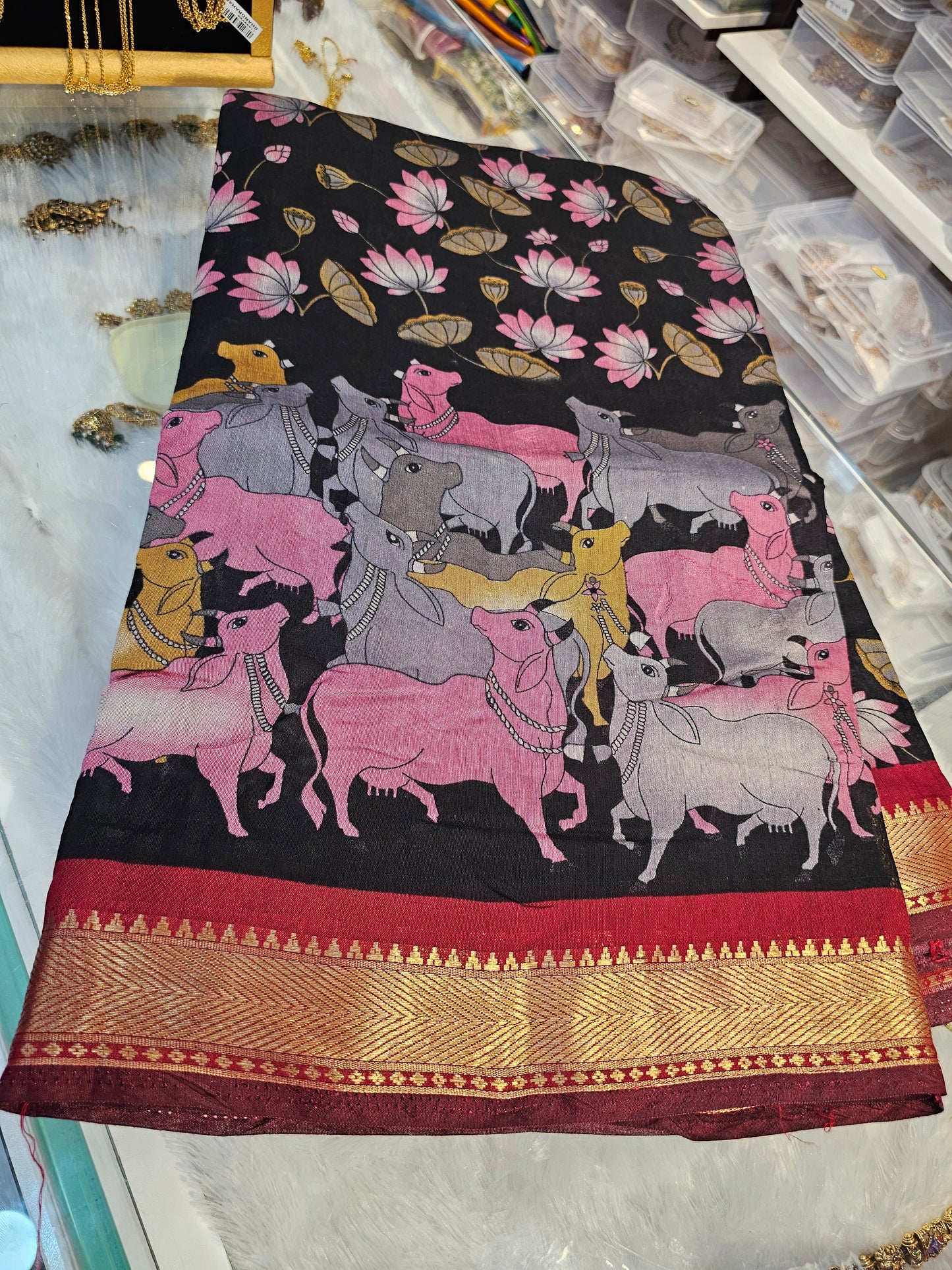 Saree un stiched blouse code SLS 571