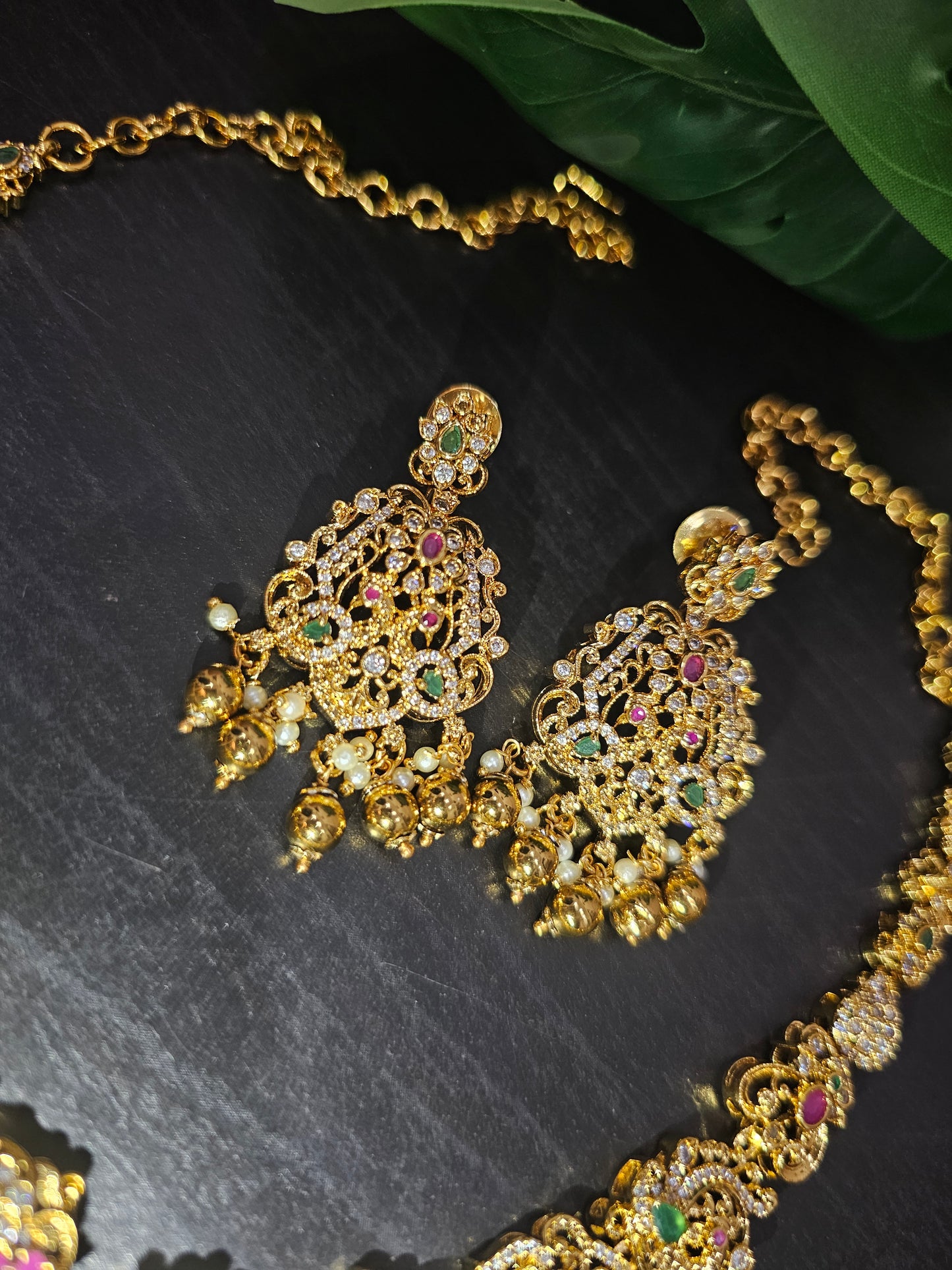 Neck set with earrings code SLS 805J