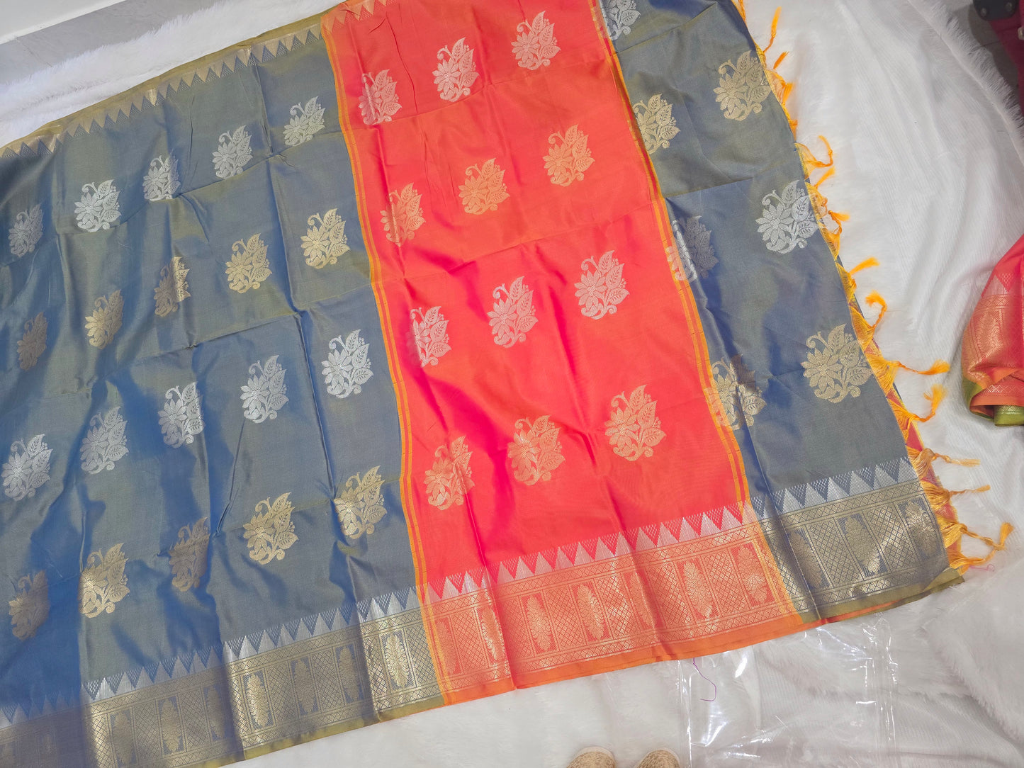 Saree un stiched blouse code 385