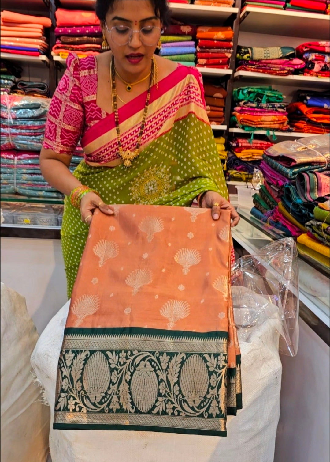 Saree un stiched blouse code SLS 560