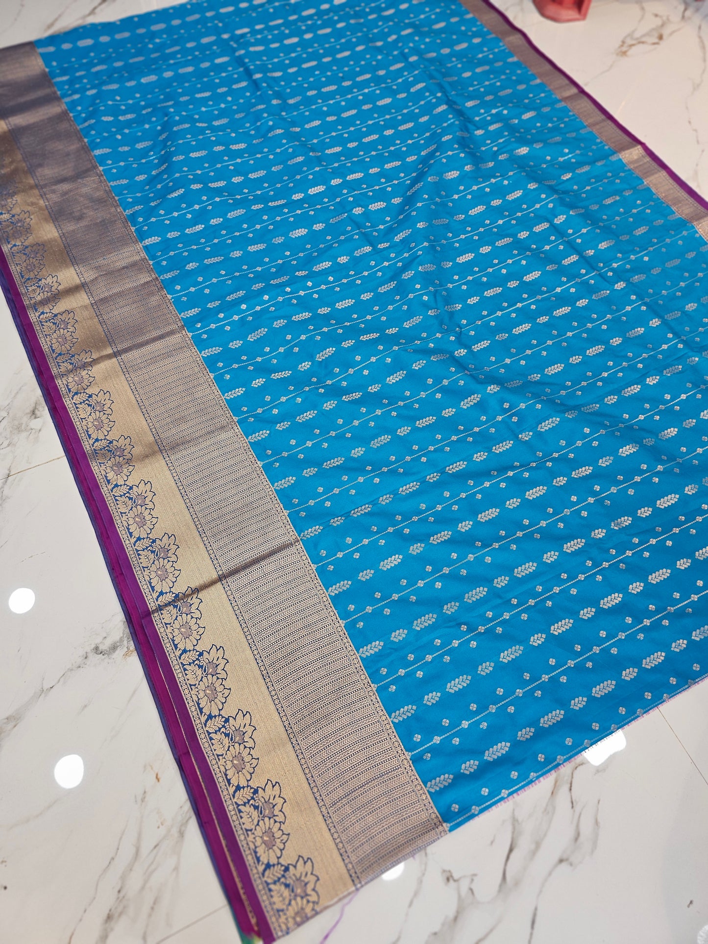 Saree un stiched blouse code SLS 673