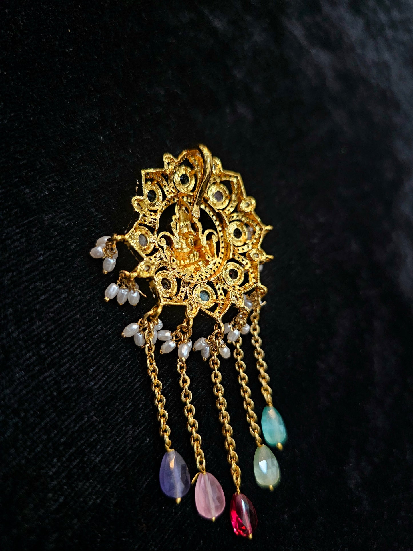 Navratna locket code SLS 706J