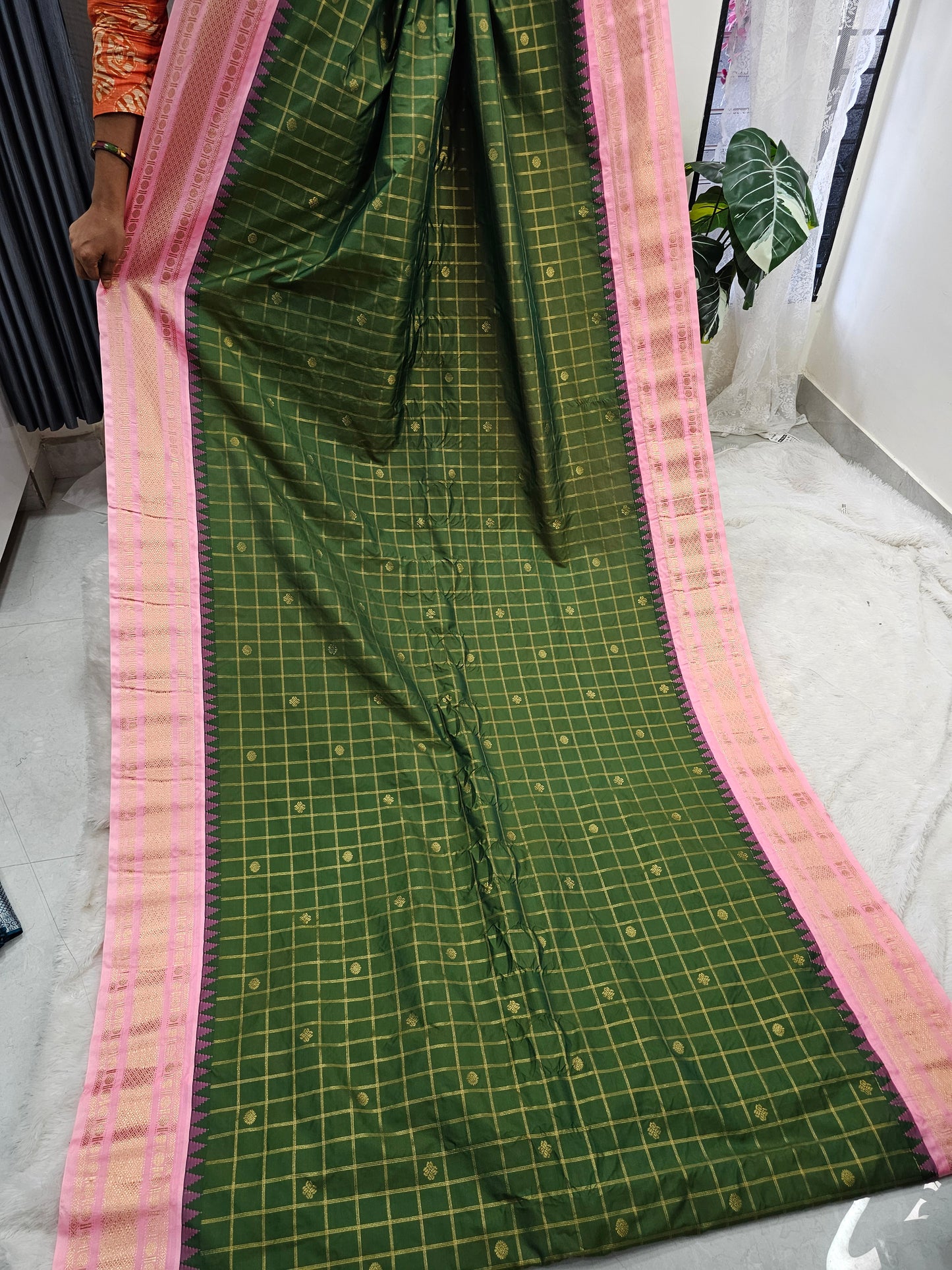 Saree un stiched blouse code SLS 584