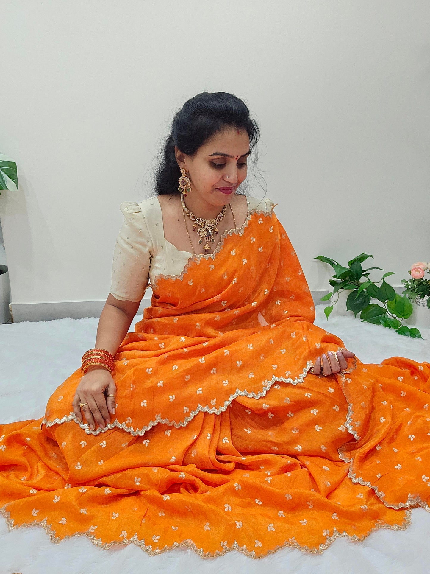 Saree  stiched blouse  ranning blouse (6.5 meters ) code SLS 195