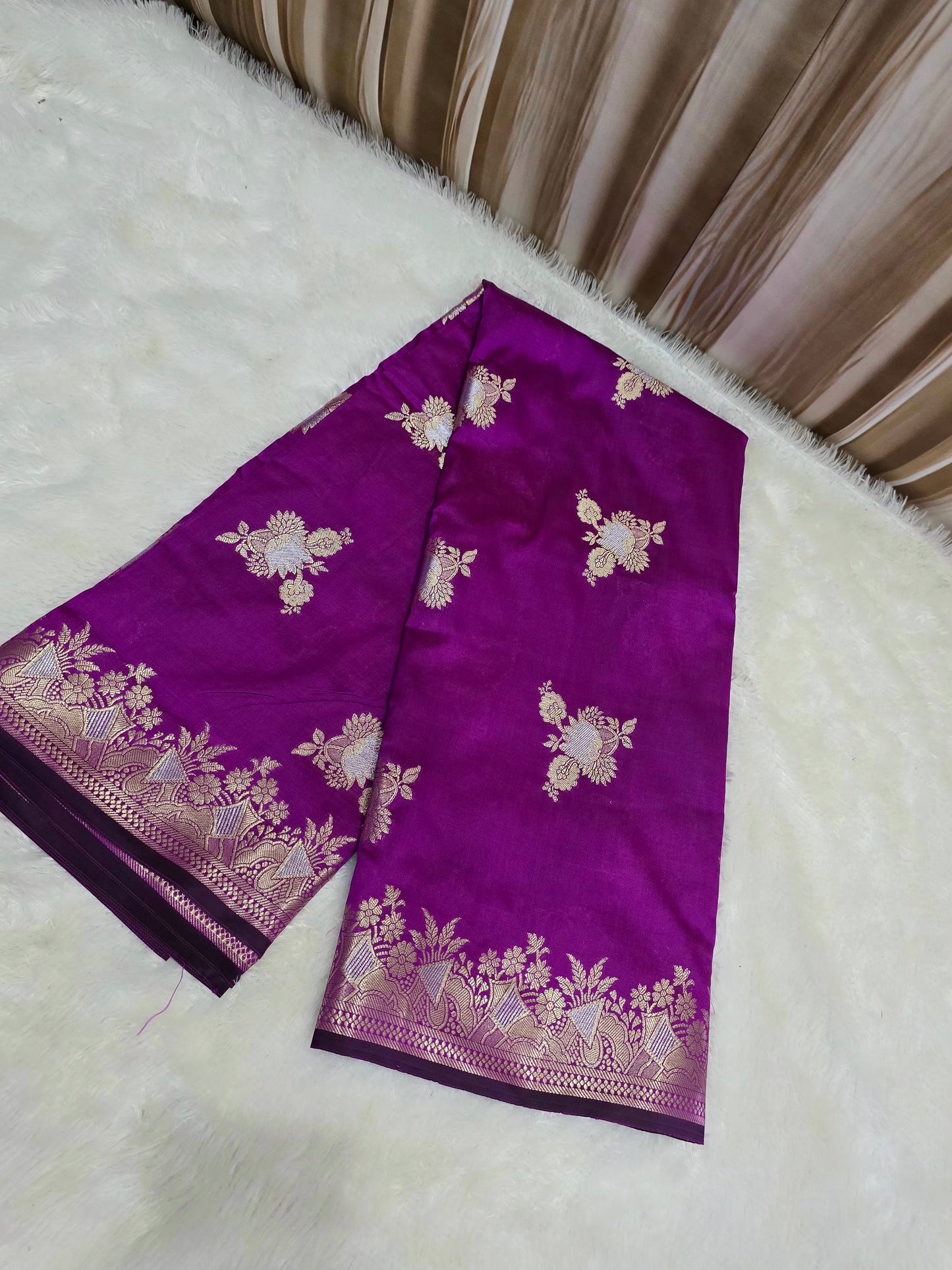 Saree un stiched blouse code SLS 641