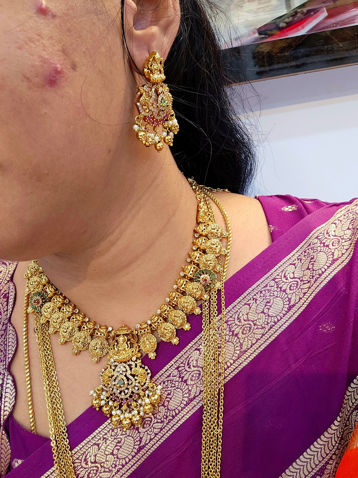 Neck set  with earrings code SLS 835J
