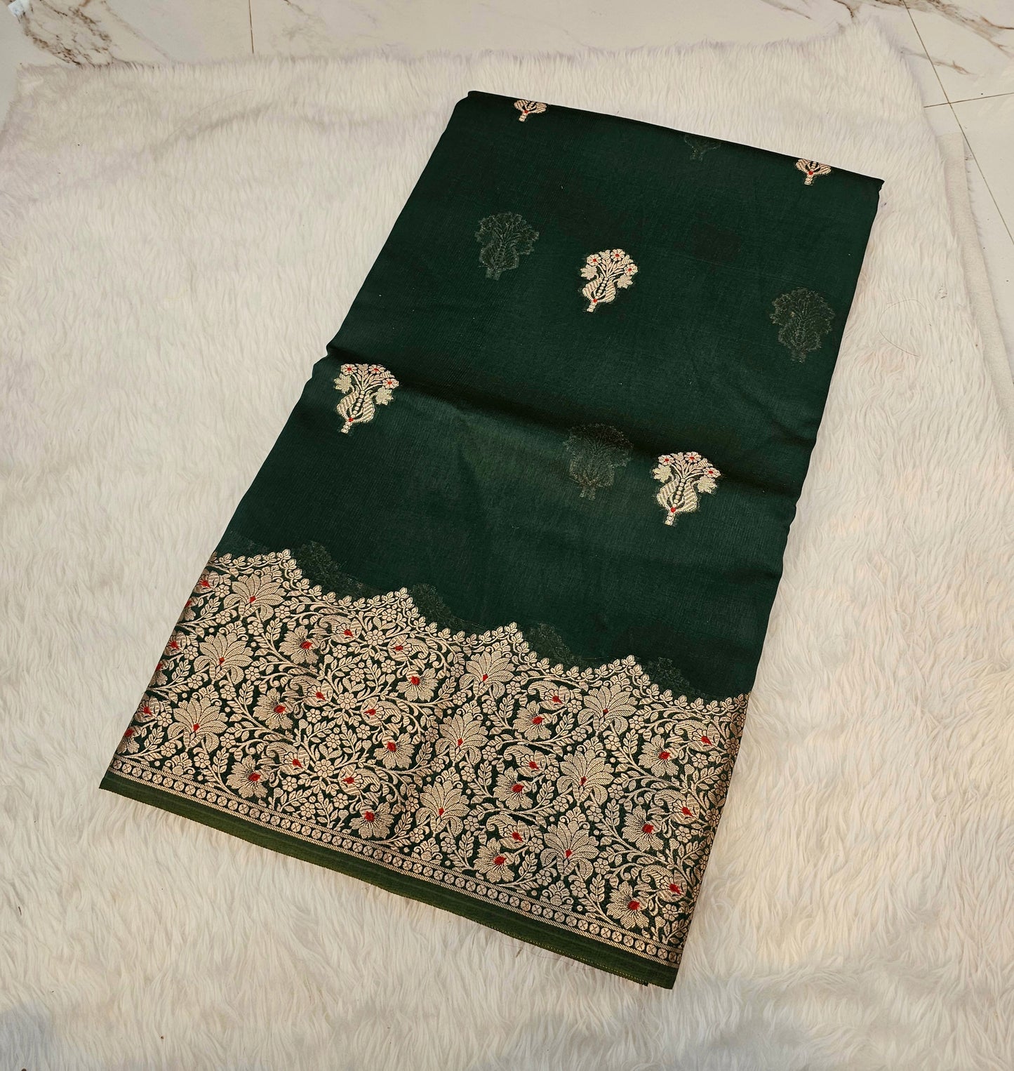 Saree un stiched blouse code SLS 578