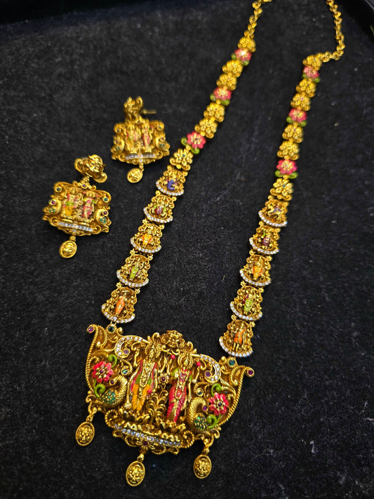 Long  set with earinges code SLS 448J