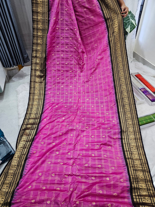 Saree un stiched blouse code SLS 584