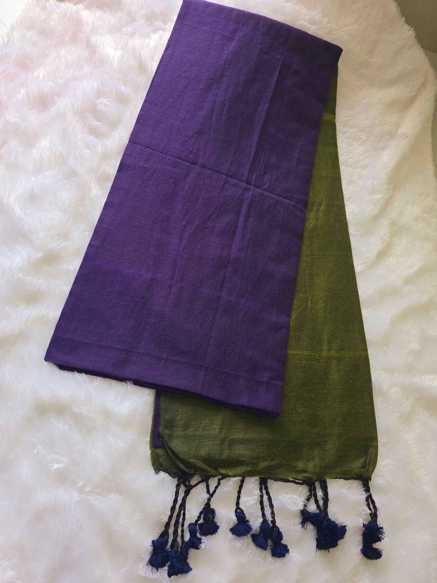 Saree un stiched blouse code SLS 360
