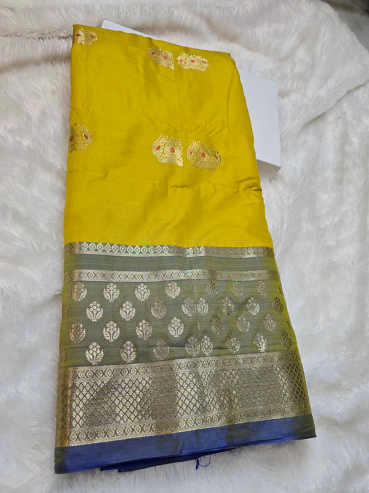 Saree un stiched blouse code SLS 561