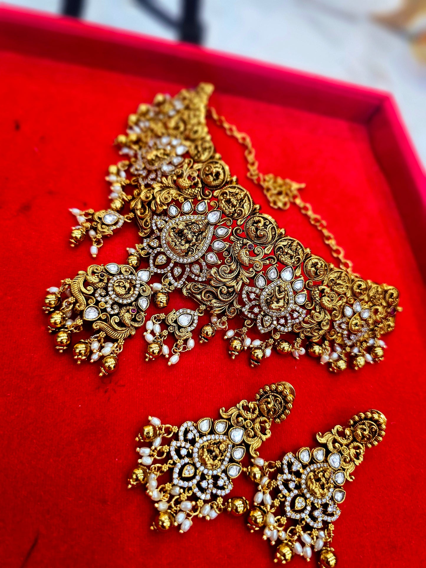 Chocker set with earrings code SLS 555J