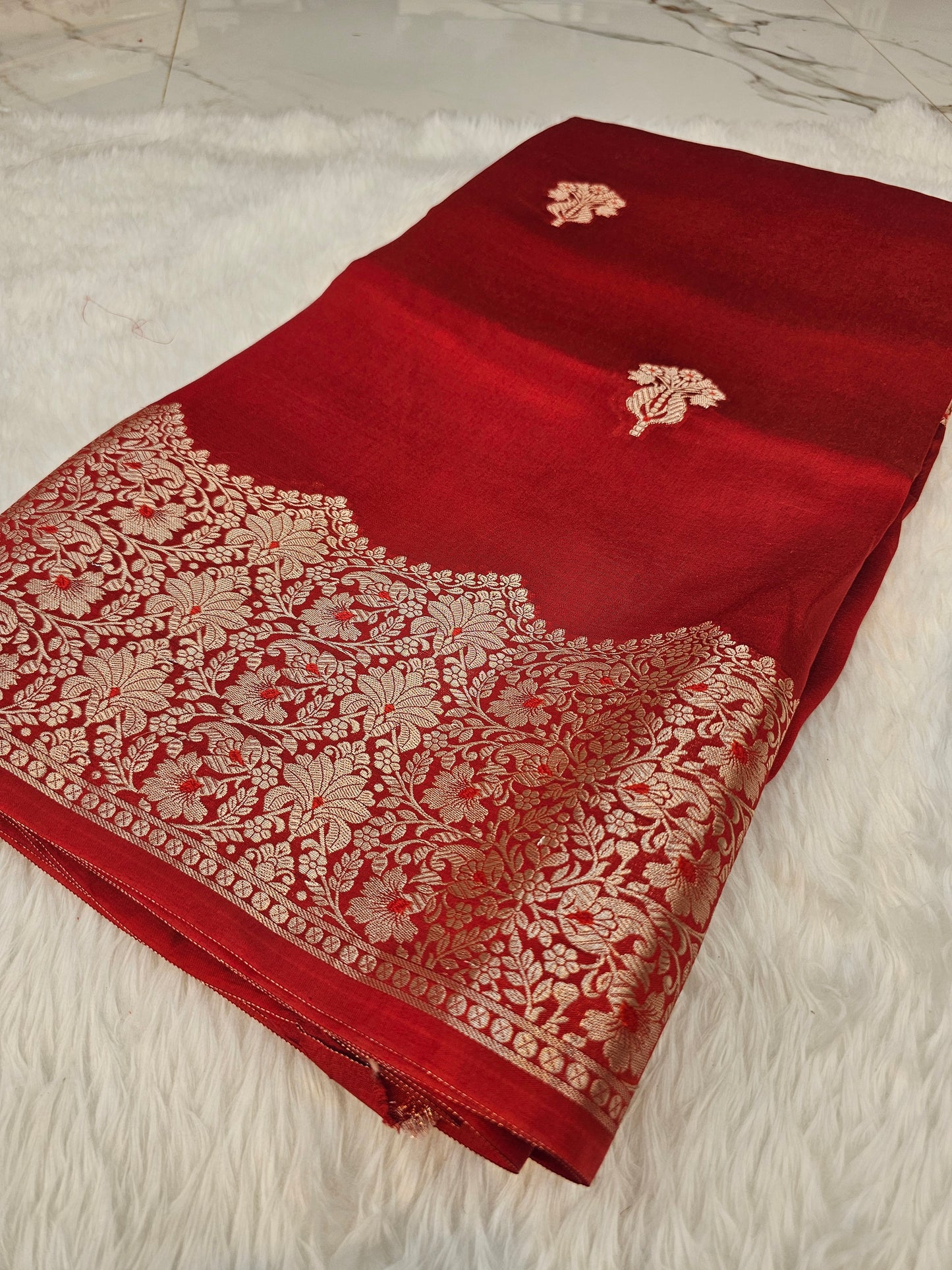 Saree un stiched blouse code SLS 578