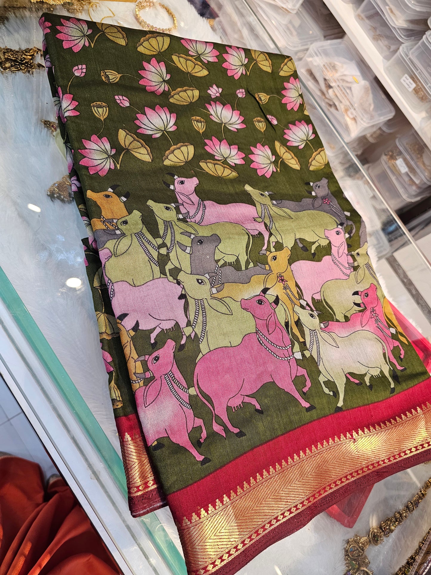 Saree un stiched blouse code SLS 571