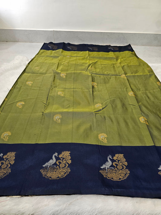 Saree un stiched blouse code SLS 580