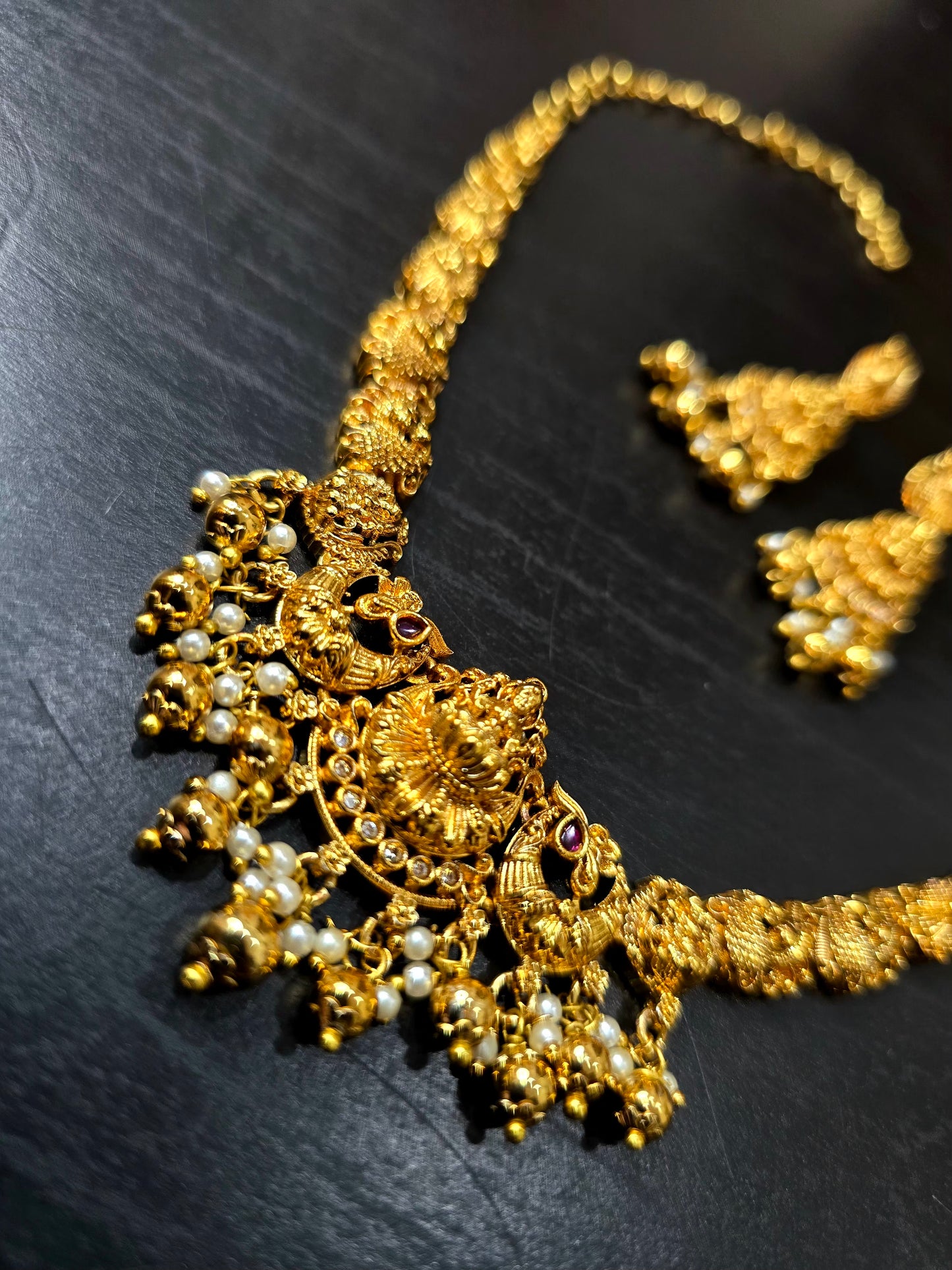 Neck set with earinges code SLS 565J
