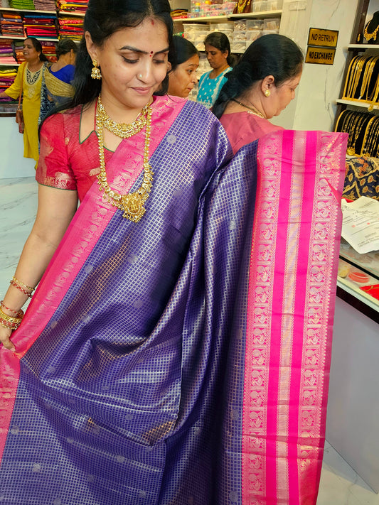 Saree un stiched blouse code 693