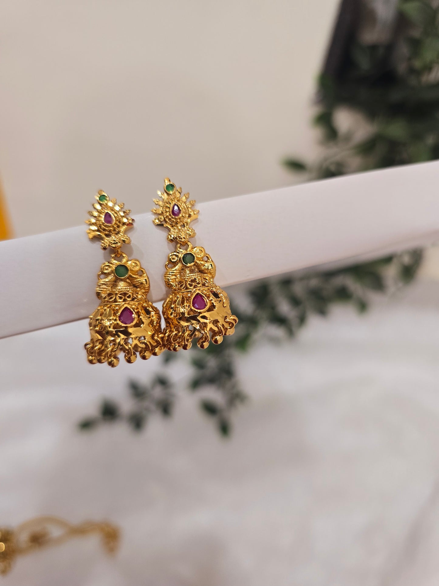 screw back  earrings(Gold) - SLS 244J