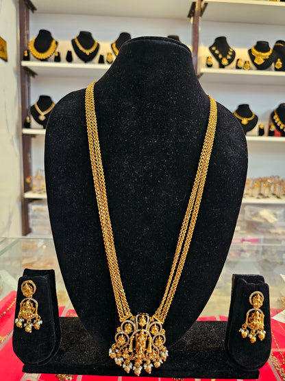 Dolor chandraharam with earrings code SLS 559J