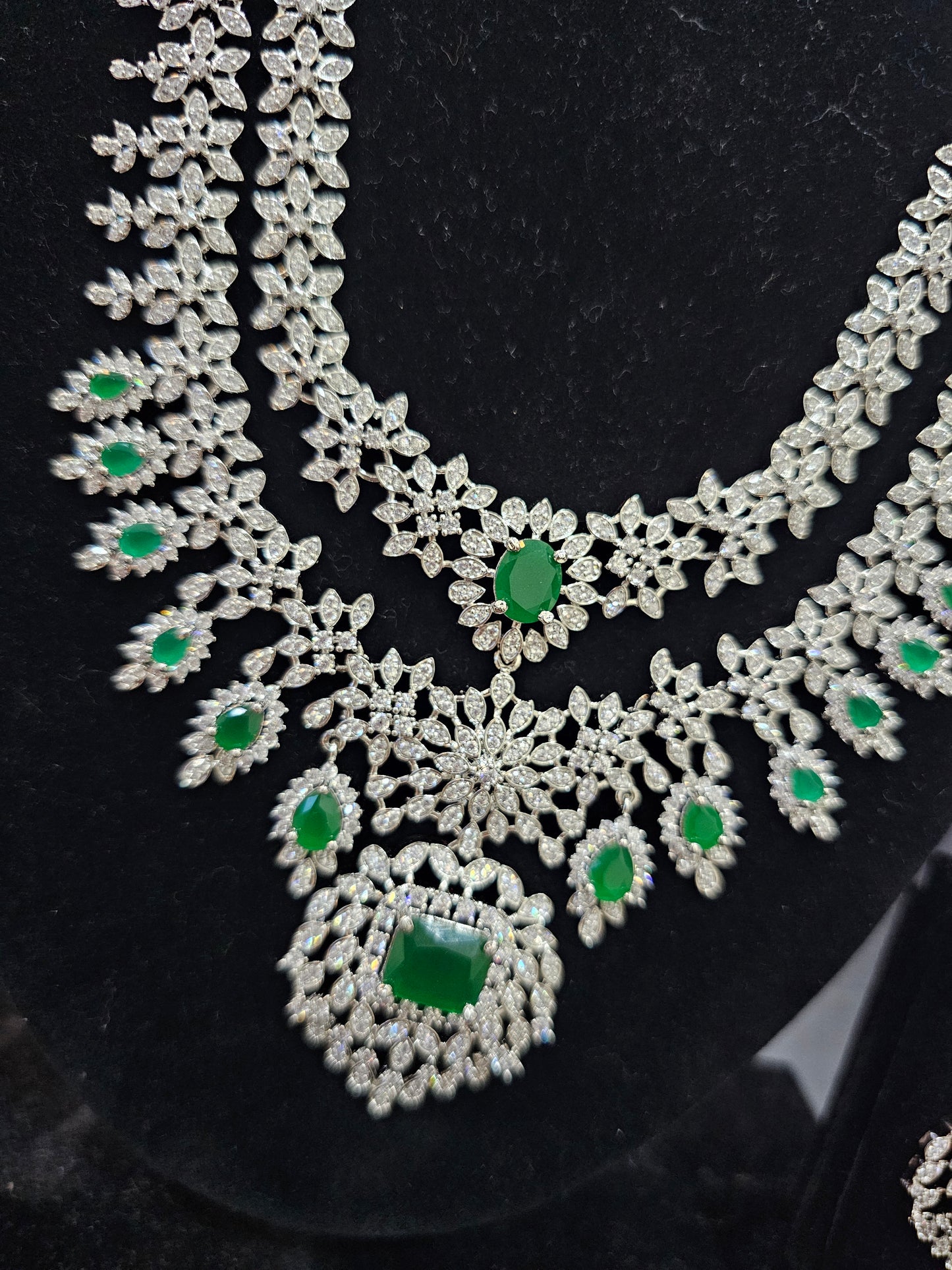 Set with earrings code SLS 442J